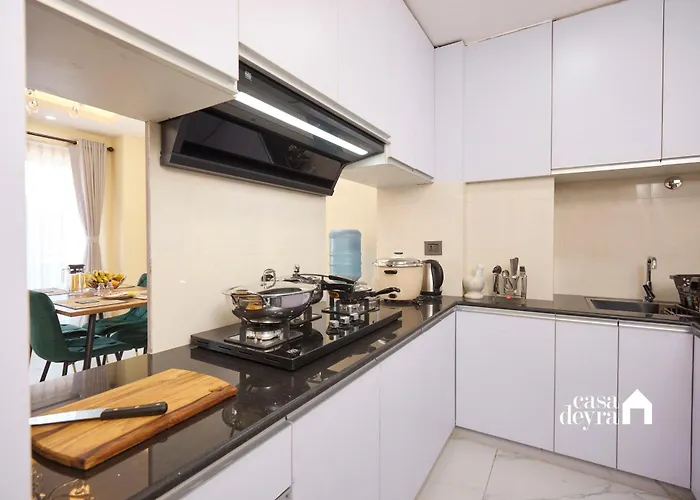 Casa Deyra Apartments- Kupondole, Setodewal